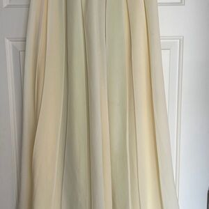 Signature Cream A-Line Skirt